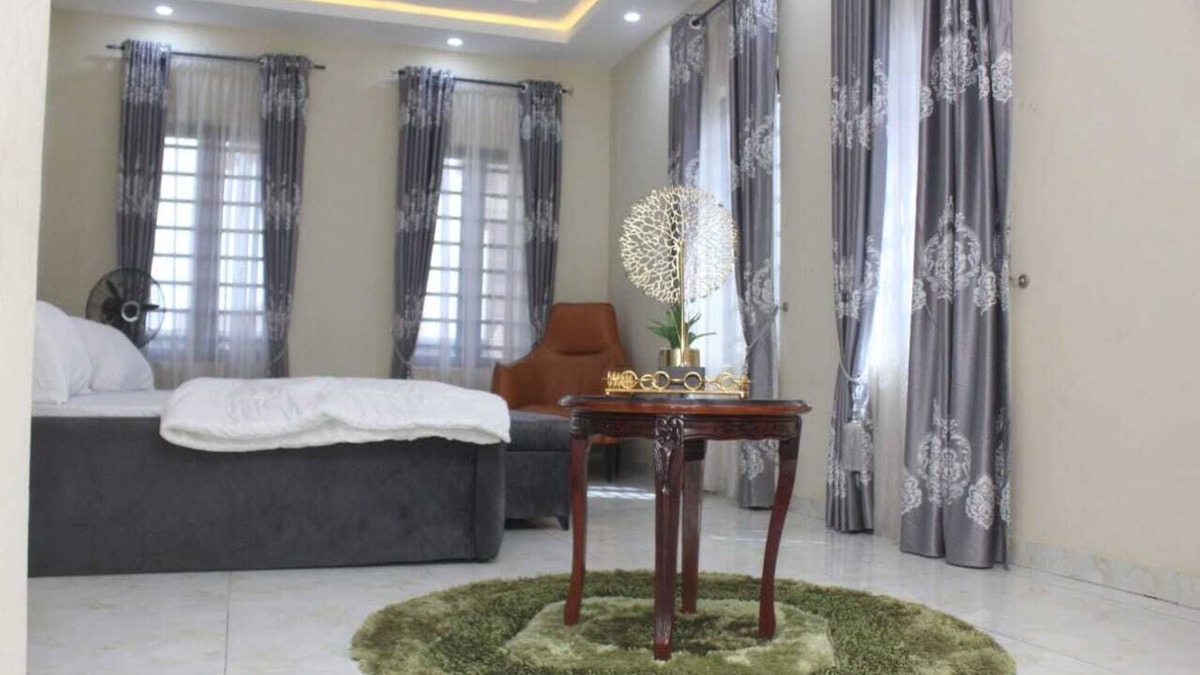 Ibadan House | A home away from home in a serene and secured estate within the heart of Ibadan.