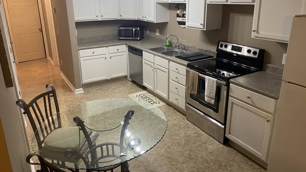 North Northwest Pensacola House | A Home Away From Home 2