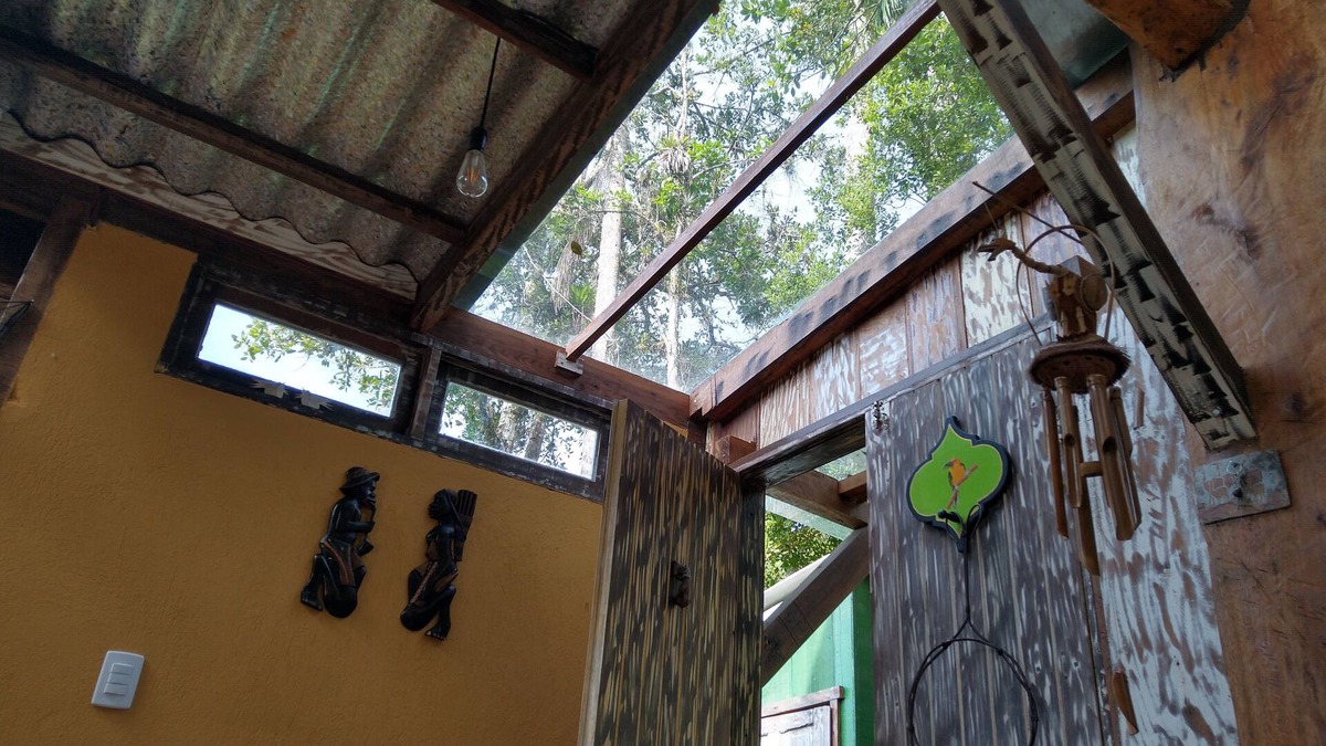 Mariscal House | A house completely conected with the nature, close to fantastic beaches.