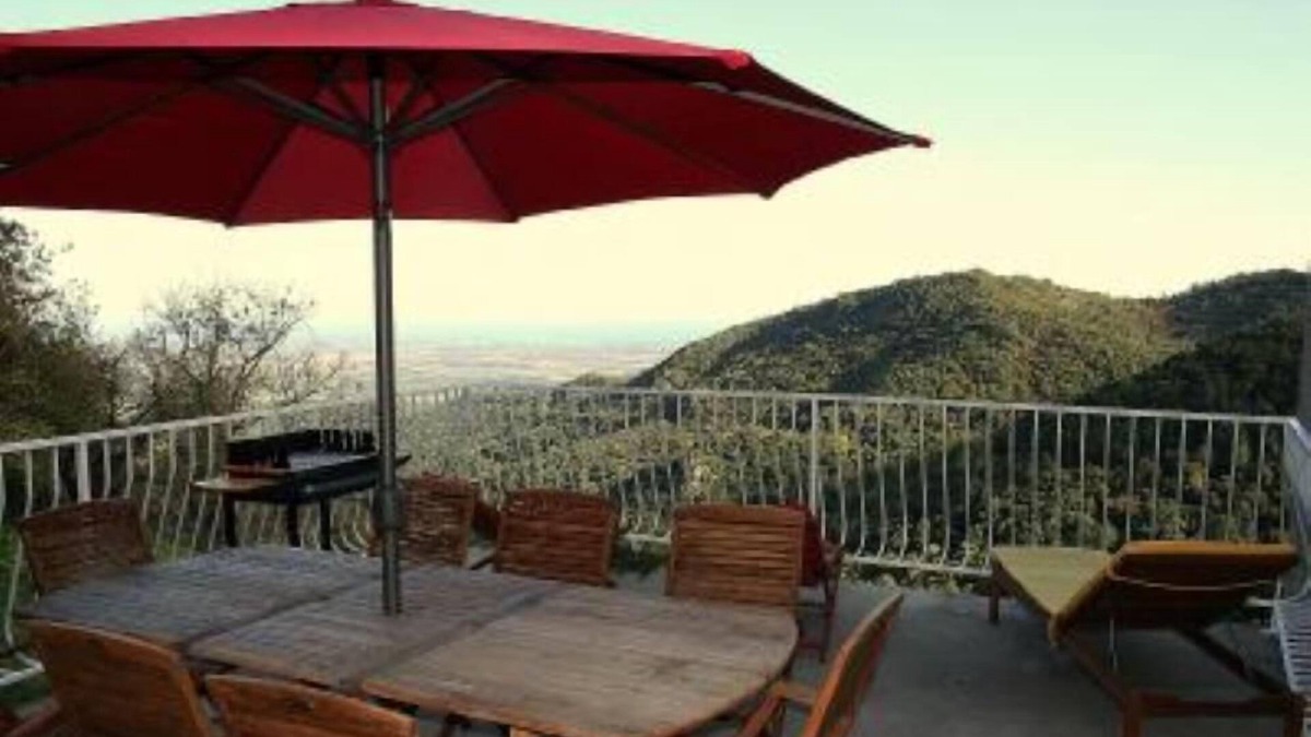 Poggio-di-Nazza Apartment | A house in Corsica