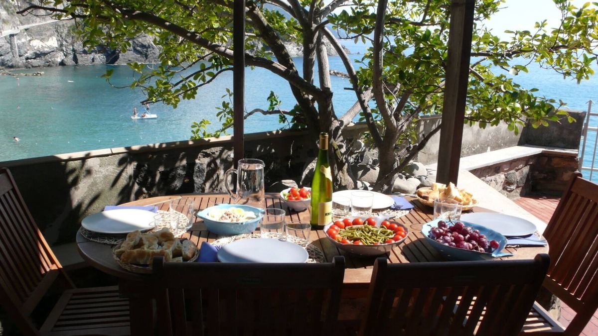 Borgo Antico Villa | A house like a boat: truly belonging to the sea, yet in the heart of Monterosso