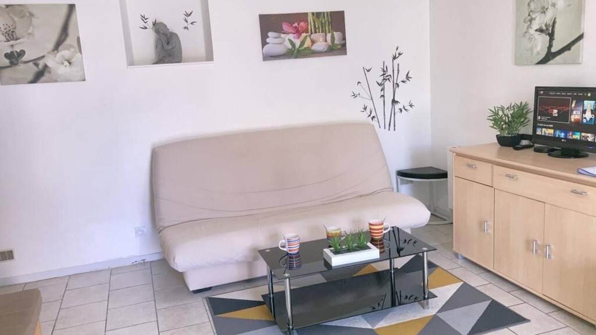 Bonny-sur-Loire Bed & Breakfast | A&J Duplex -Bonny sur Loire-Guedelon-Loire by bike