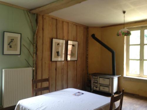 Saint-Sauveur House | A l'orée de soi - Maison forestière de la Soie - Eco gîte, chambres d'hôtes, camping au pied des Vosges