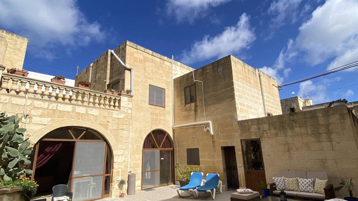 Ggantija Bed & Breakfast | A la maison B&B