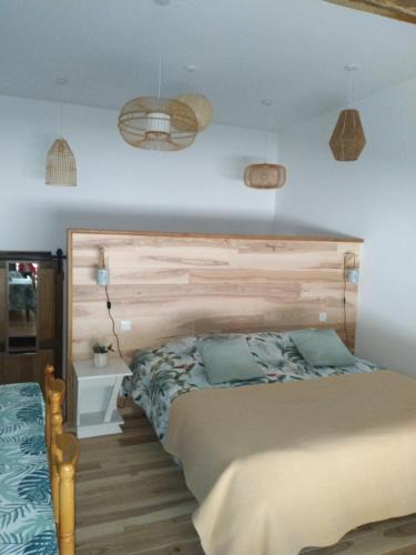 Lanty-sur-Aube Bed & Breakfast | A la maison du bonheur