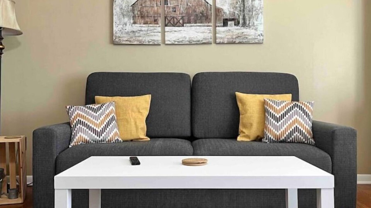 Nall Hills House | A Little Farm Feel in the Big City