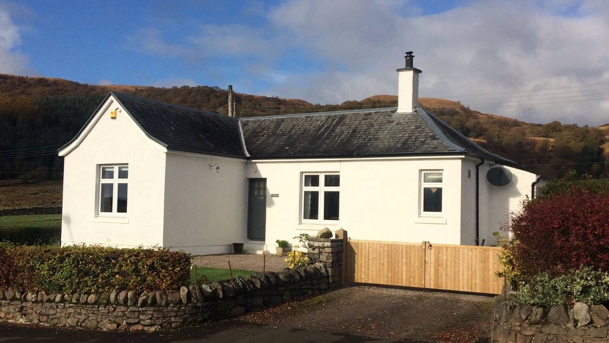 Furnace Cottage | A Little Gem in The West Highlands, Argyll Inveraray Loch Fyne views, sleeps 4