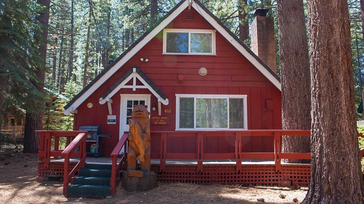 South Lake Tahoe Cabin | A Little House in the Big Woods - Near Ski Resorts and Camp Richardson Resort