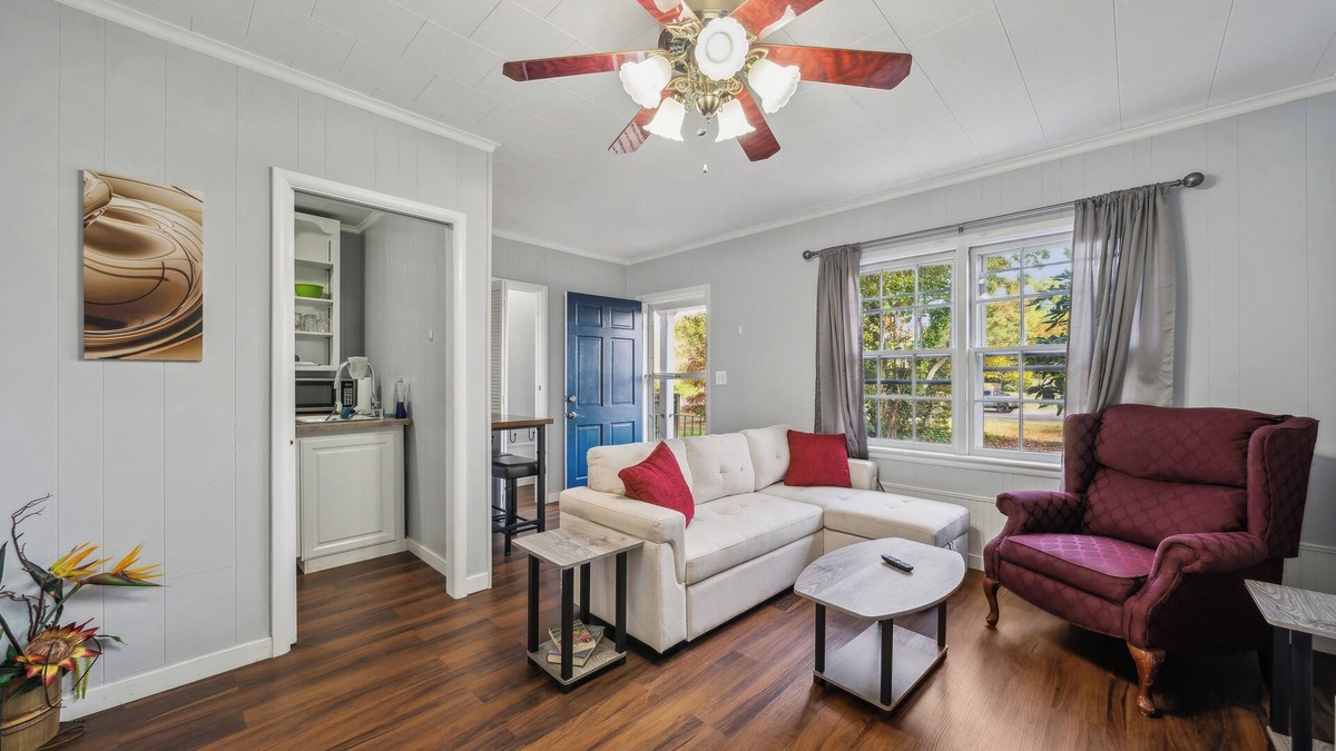 Onancock Apartment | A Little Serenity- A Cozy One Bedroom Escape in Quant Onancock,Mid-Eastern Shore