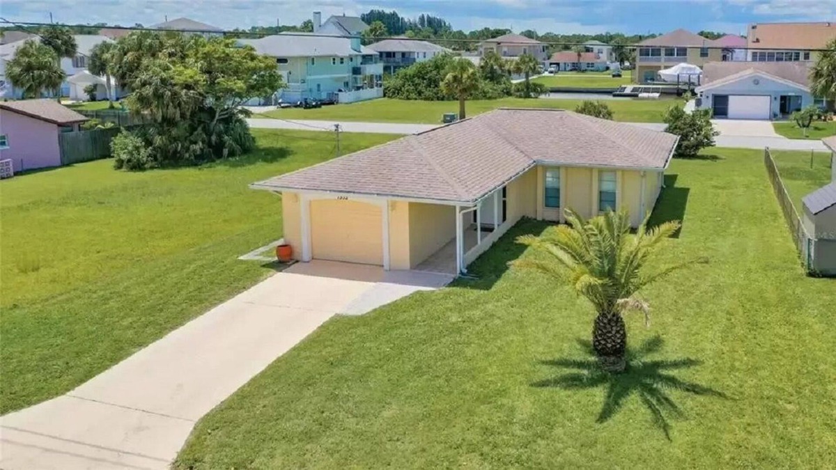 Hudson House | A little slice of Sunshine Paradise.