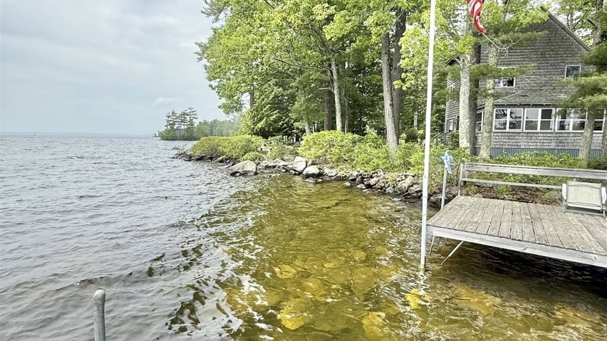 South Casco Cabin | A LOT OF FRONTAGE ON SEBAGO LAKE.
