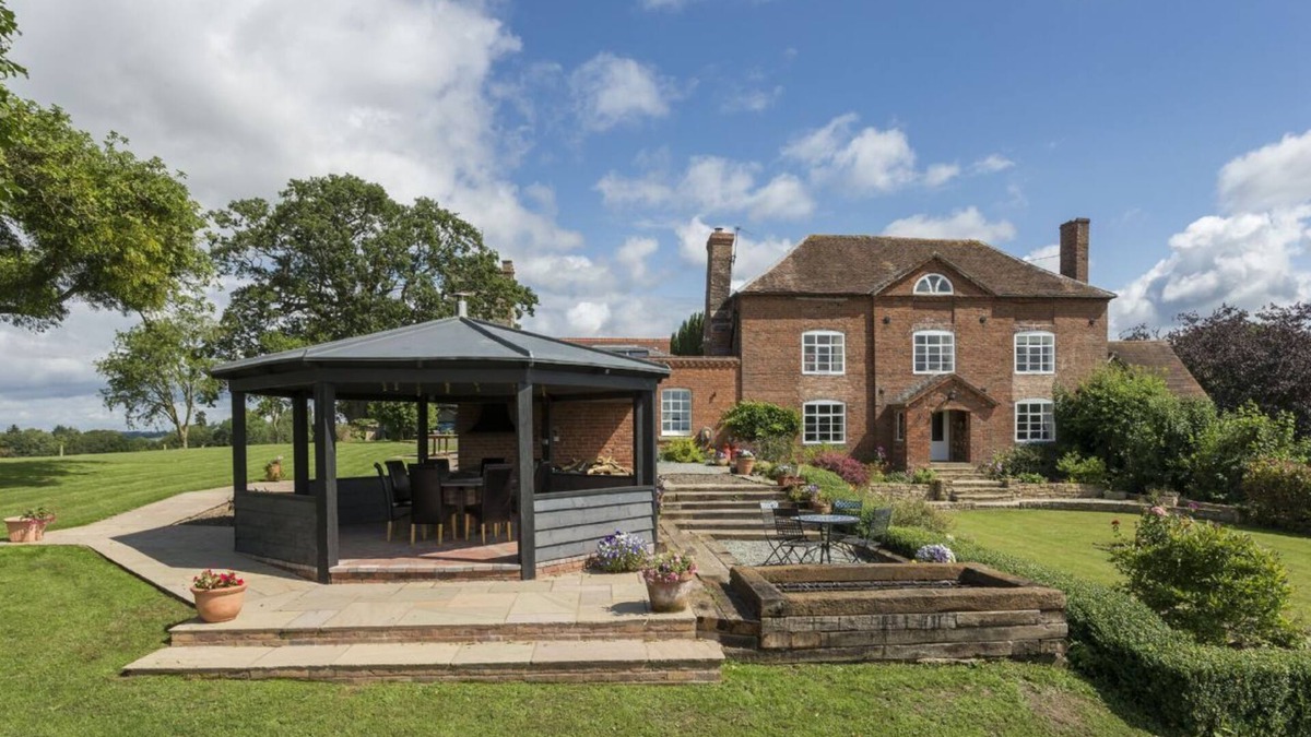 Clows Top Other | A lovingly renovated Queen Anne style property that dates back to the 1690s.