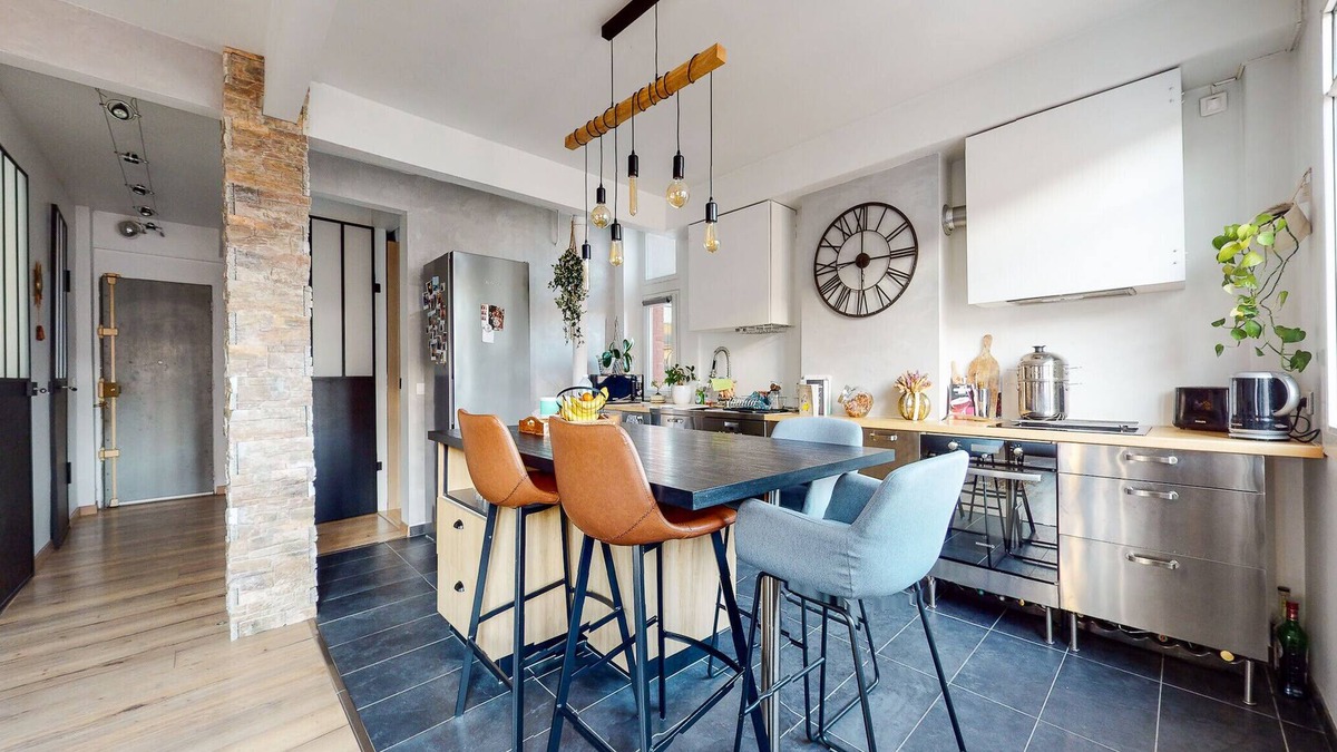 Charenton-le-Pont Apartment | A luminous cocoon in Charenton-le-Pont