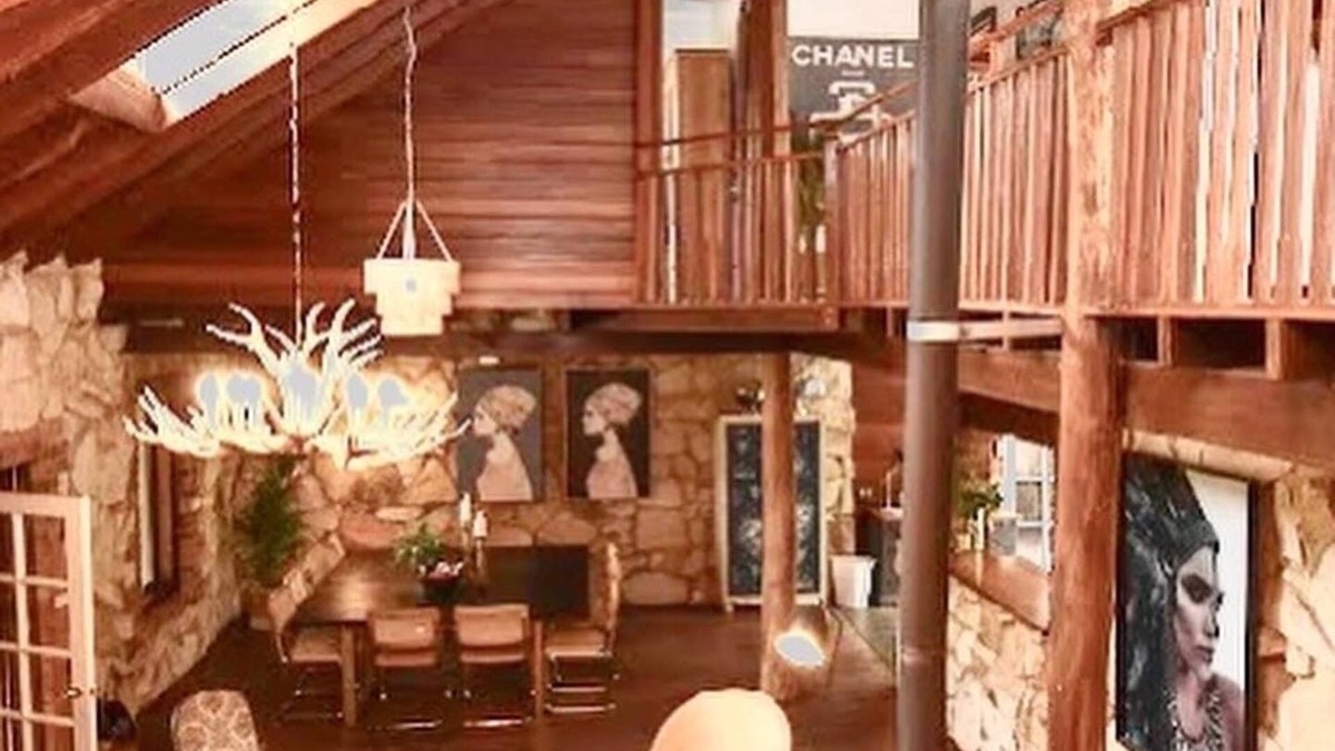 Bridgetown House | A Luxury Homestead in Beautiful Bridgetown right on the River that’s sleeps 14