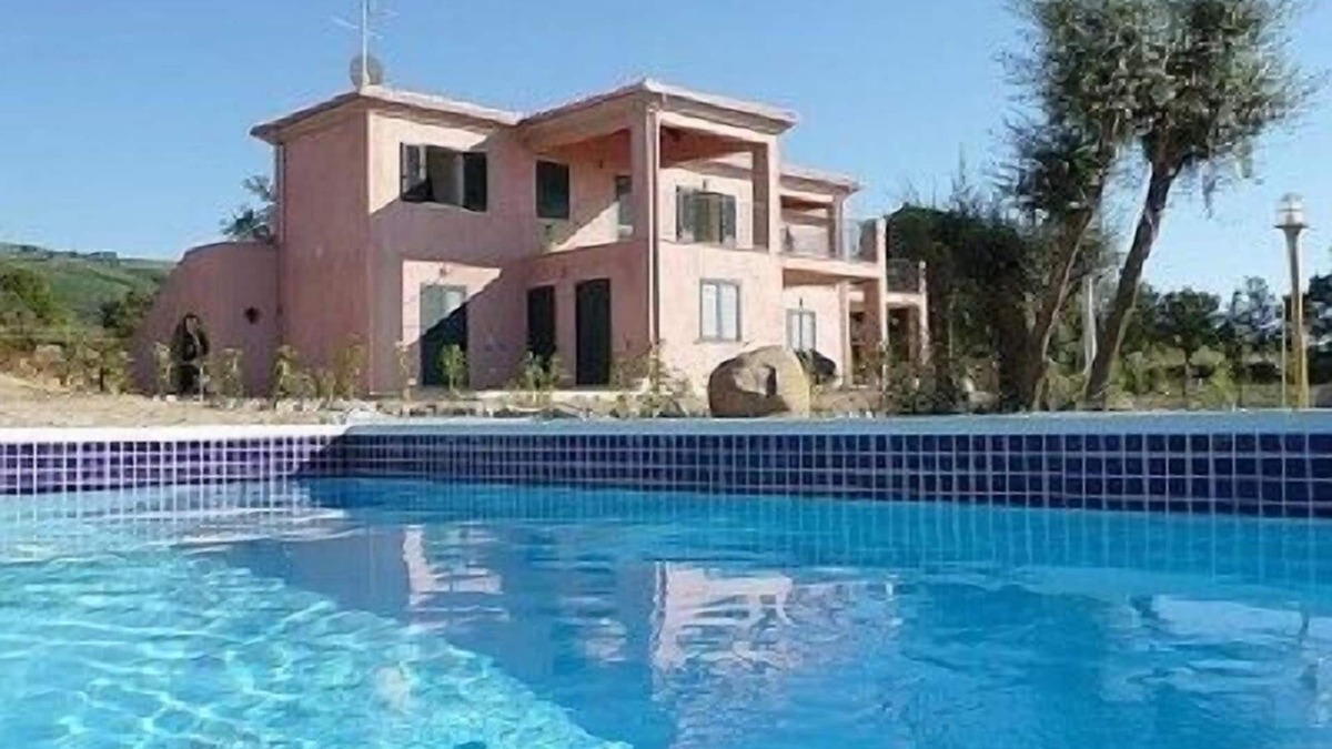 Spilinga Apartment | A modern 3 bedroom luxury apartment