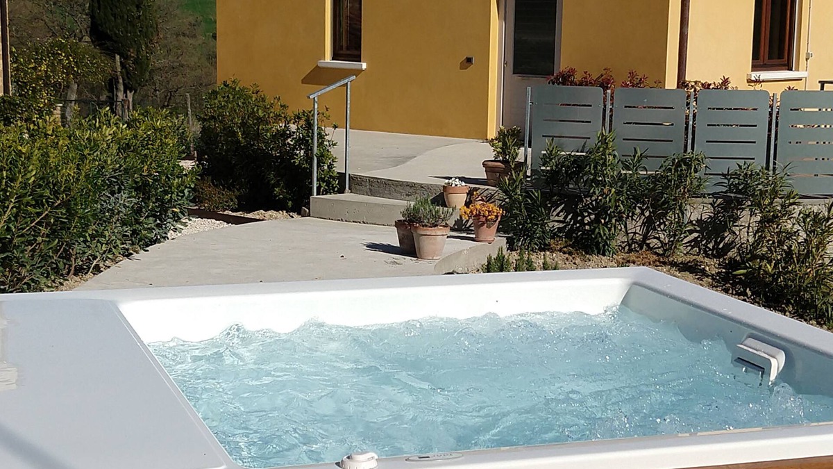 San Ginesio Apartment | A modern independent apartment with a large private terrace.