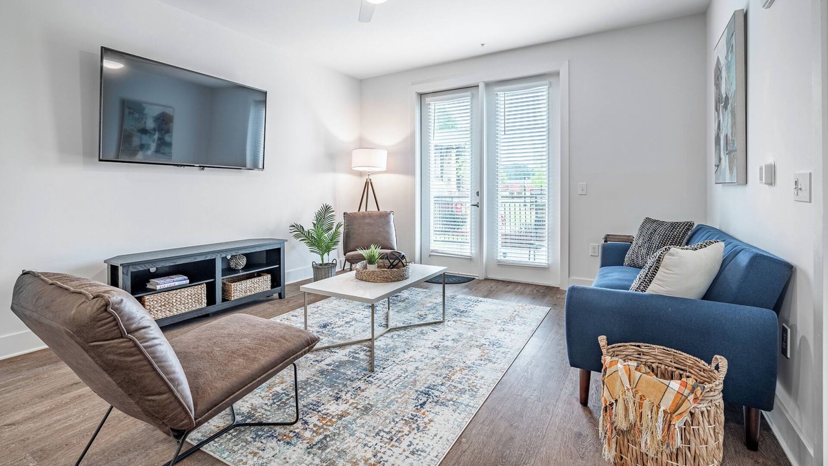 Peachtree Corners Apartment | A Modern Stay near I-85,I-285,and I-400