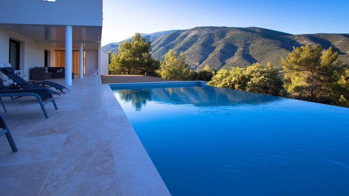 Mollans-sur-Ouveze Villa | A Mont Nos Hôtes view of the Ventoux