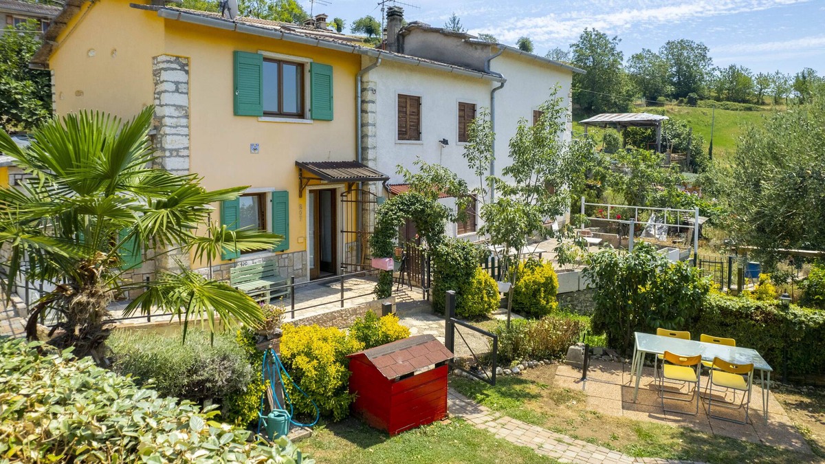 Cerro Veronese House | A NATURAL HOUSE, Verona | 1K HOME