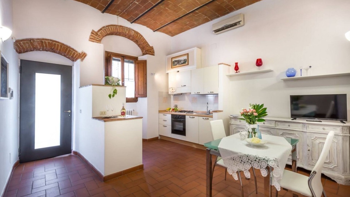 Isolotto Apartment | A nice apartment for rent near the Cascine Park by Mmega