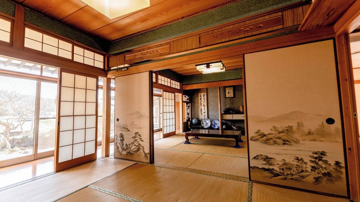 Mihara House | A nostalgic space Relax and unwind in a fully equ/Mihara Hiroshima