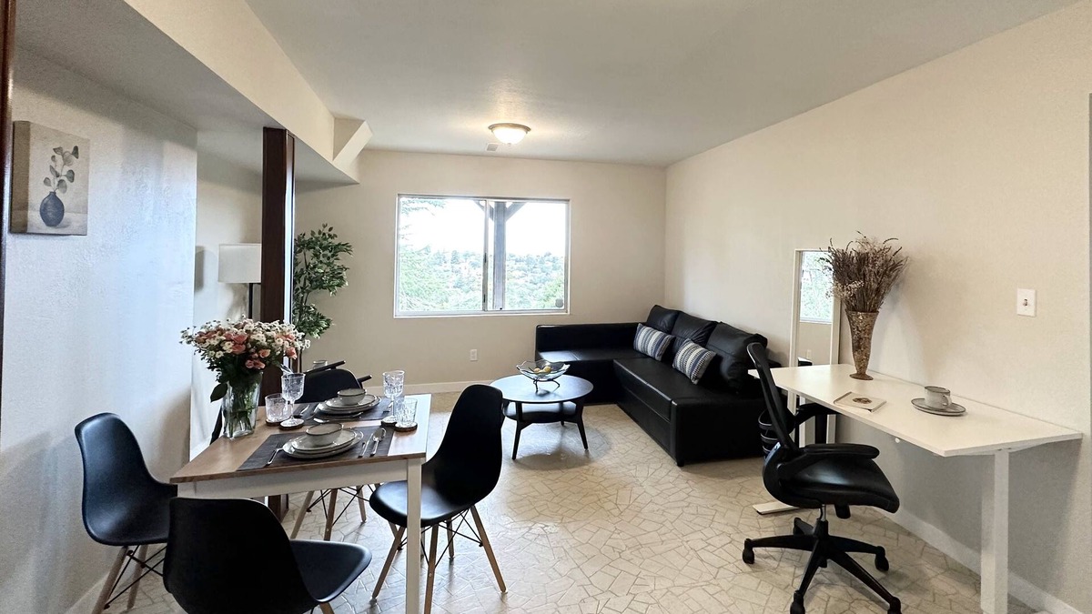 Belmont Condo | a one-bedroom suite (sleeping 4)