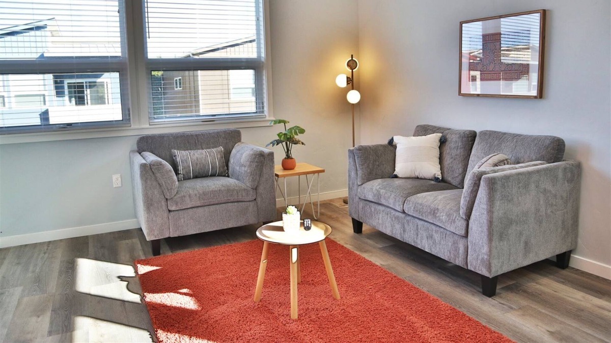 Boise Villa | A park-like setting between the BRAND NEW homes provides a way to relax and meet the neighbors.