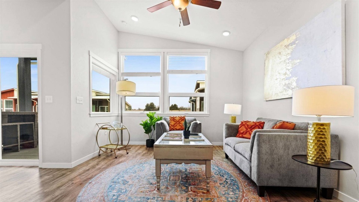 Boise Villa | A park-like setting in this BRAND NEW build near the river