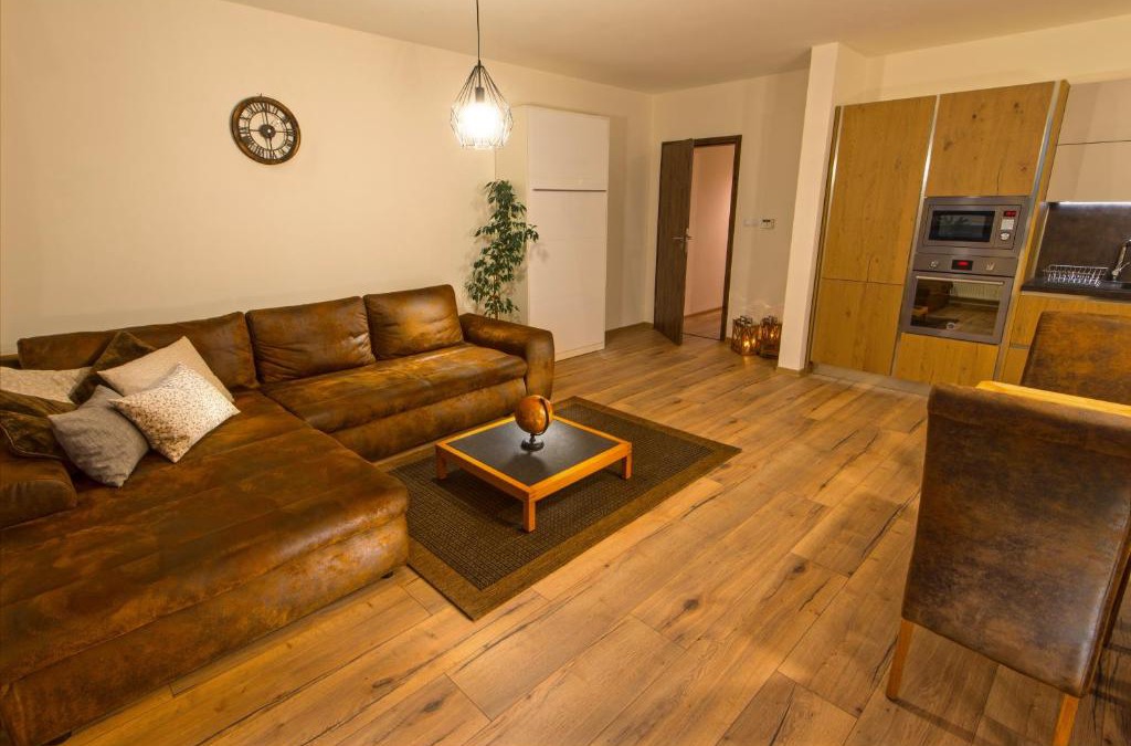 Poprad Apartment | A-PARTMAN SK - Main Square - Private Parking - Mountain View - Top Floor - 82 m2