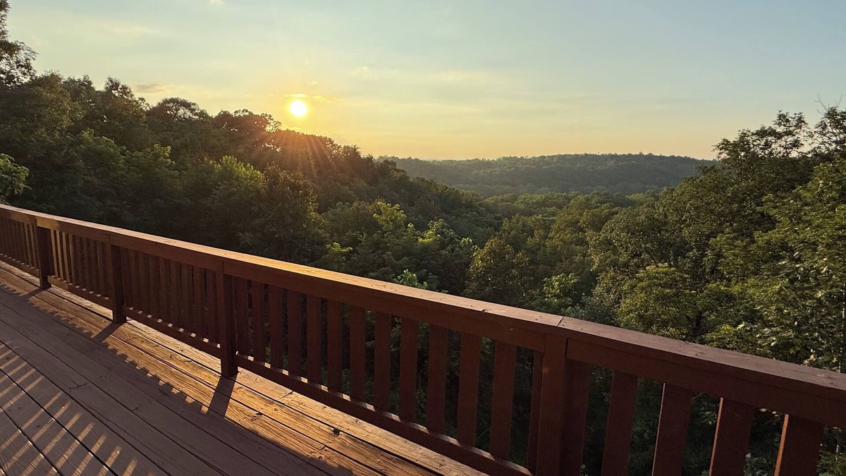 Millville House | A peaceful, forest retreat with stunning views near historic Harpers Ferry.