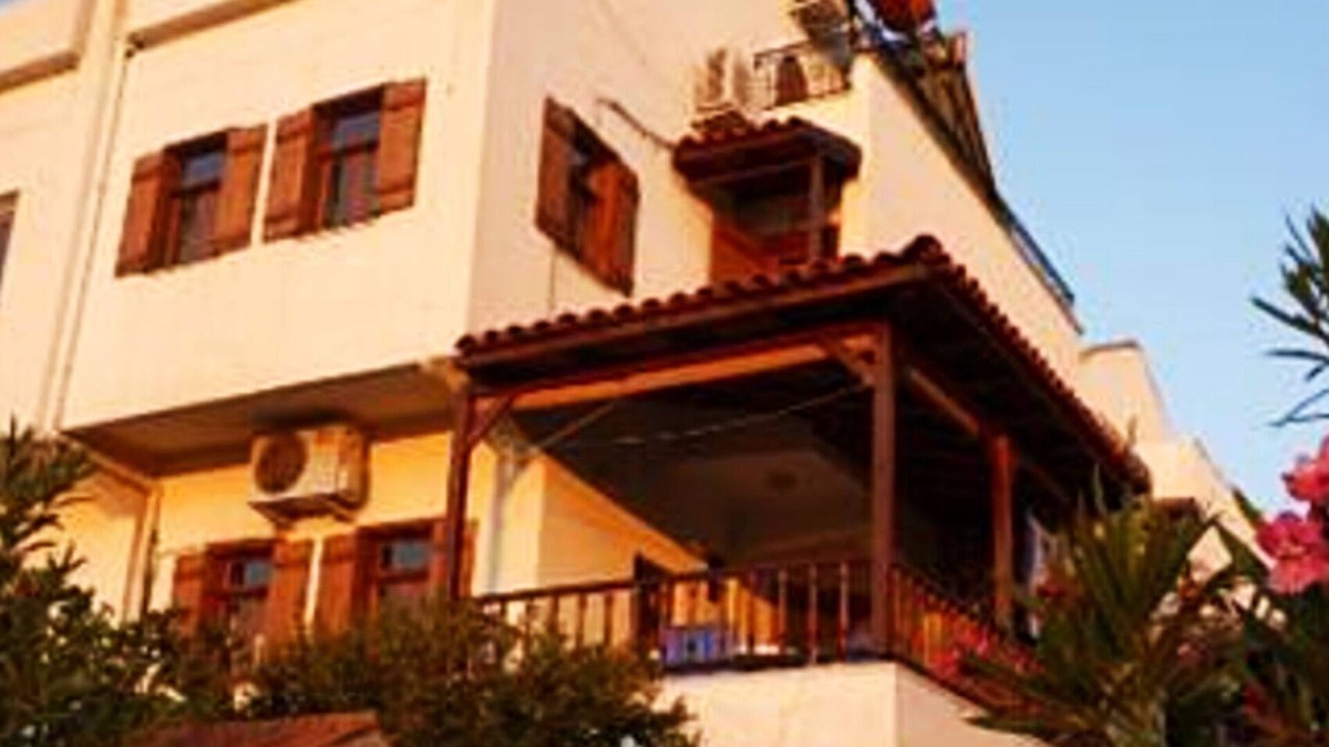 Demre House | A Peaceful Retreat Right by the Sea