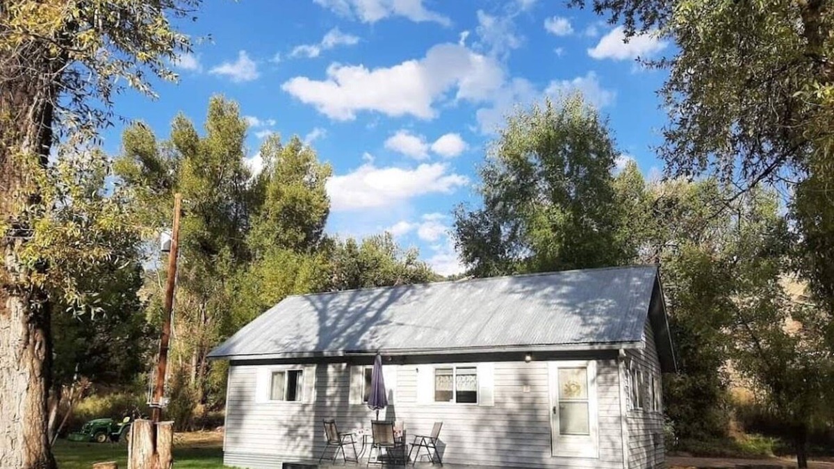 Fruitland Cottage | A Perfect Escape
