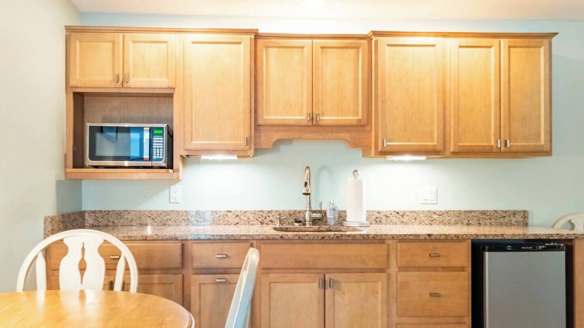 Edgecomb House | A perfect family getaway with luxury amenities