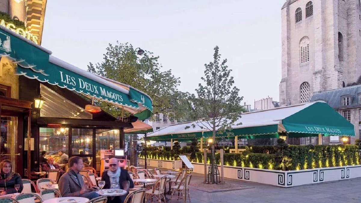 Quartier des Invalides Apartment | A PERFECT PARISIAN RETREAT IN THE HEART OF SAINT-GERMAIN- RUE PAUL LOUIS COURIER