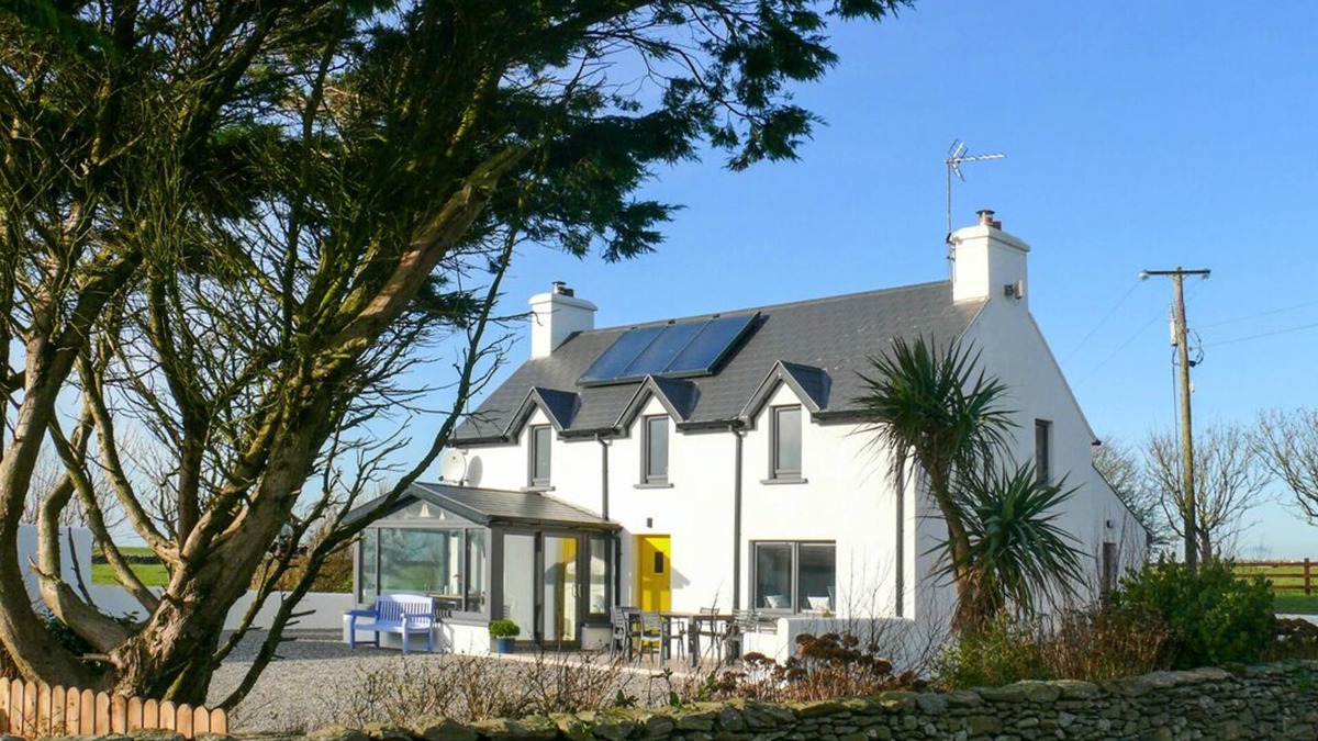 Butlerstown Cottage | A perfectly reclaimed cottage with uninterrupted views of the Atlantic Ocean.