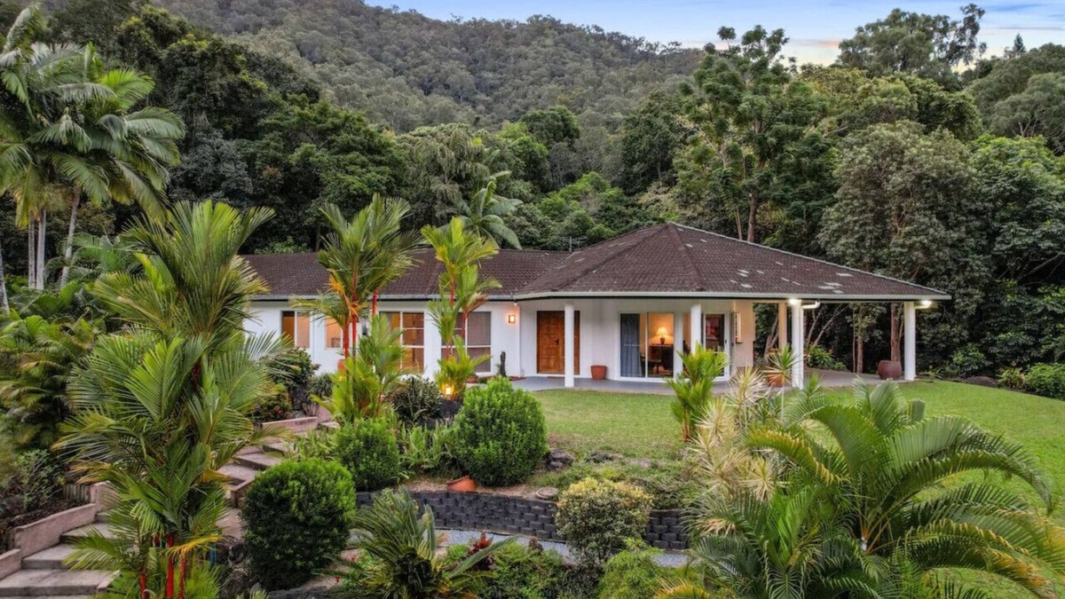 Redlynch House | A Piece of Tropical Paradise-Near Crystal Cascades
