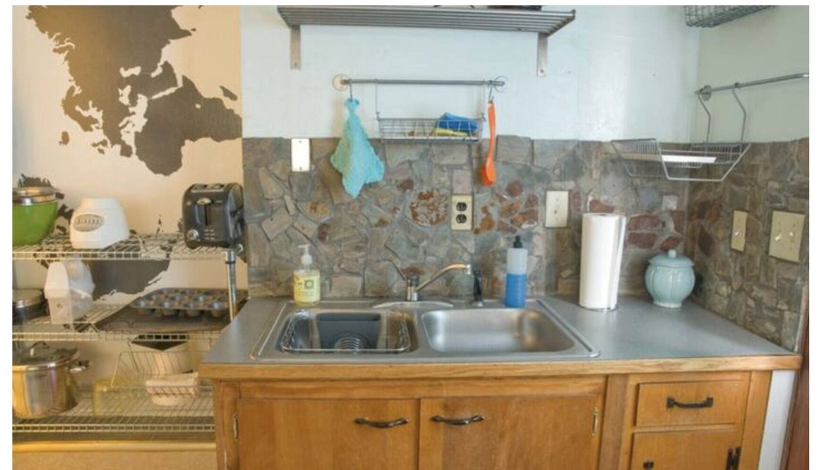 West Eugene House | A Place to Go to Get Away