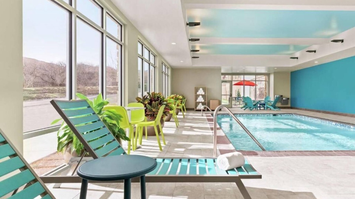 Southwest Colorado Springs Hotel | A Place to Unwind, Unplug, and Recharge! 2 Spacious Units, Indoor Pool!