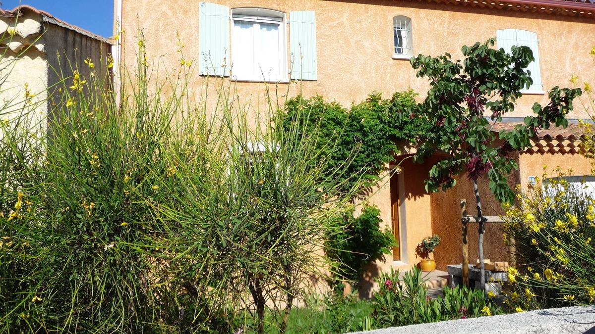 L'Isle-sur-la-Sorgue House | a pleasant base close to a charming town