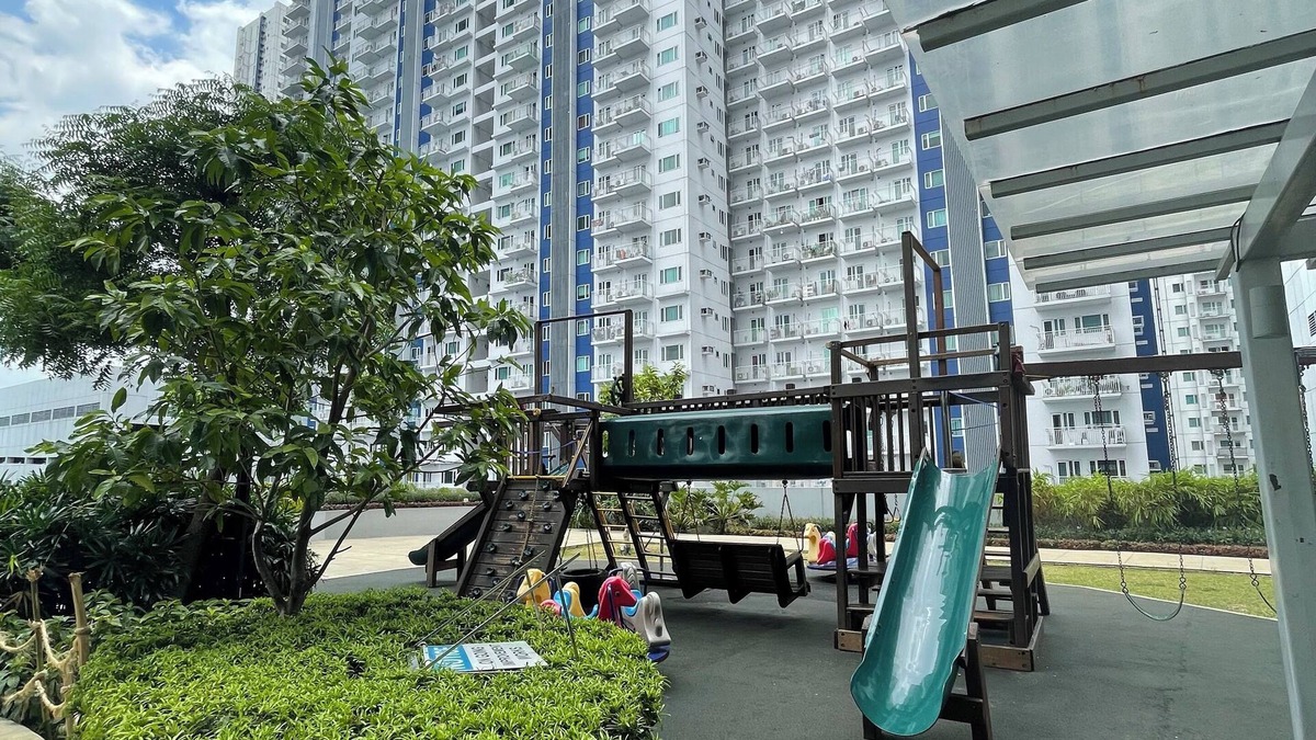 Project 8 Condo | A PREMIUM condo in a PRIME location connected to SM North EDSA Mall, Quezon City