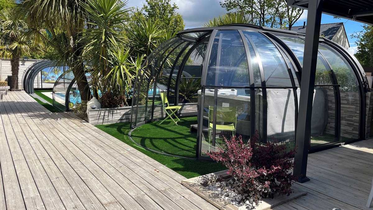 Surzur House | A qq km of the Gulf of Morbihan and the ocean with indoor heated swimming pool