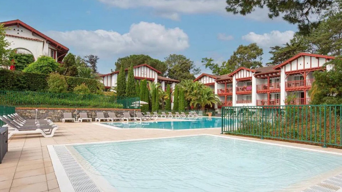 Ciboure Apartment | A Quelques pas de St Jean de Luz, Appartement 2 Pièces 5 Personnes Avec Piscine
