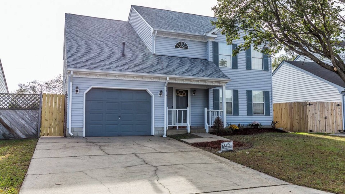 Fentress House | A quiet lakeside home for family, business, or both to relax or be productive.