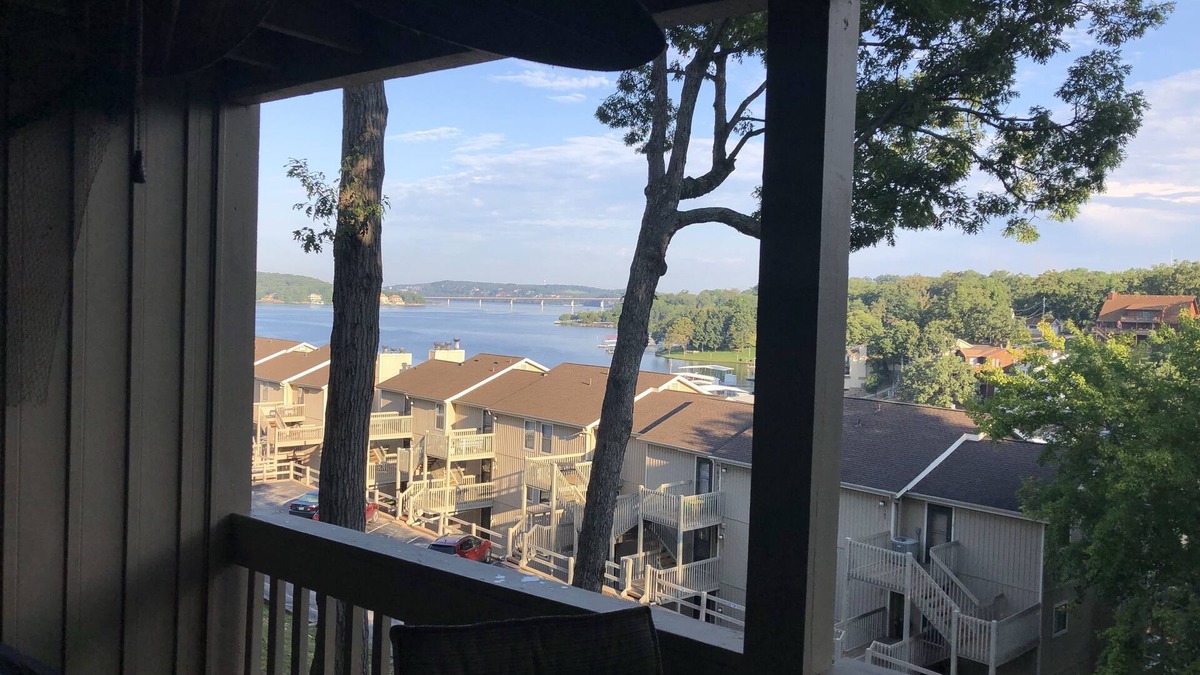 Osage Beach Condo | A Quiet Retreat That Is Close To Everything