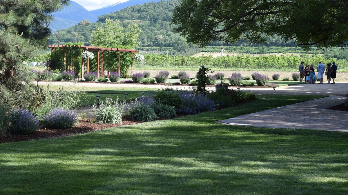 Medford House | A Retreat From The City - The Little Farmhouse