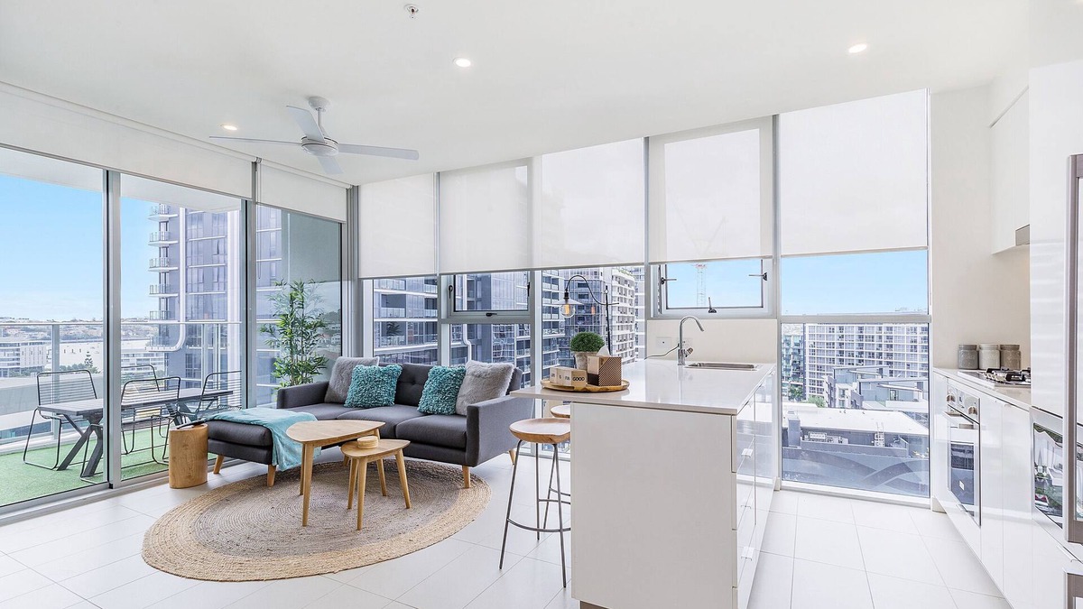 Newstead Apartment | A Rewarding Escape! ~ 2Bed/2Bath/1Car/Balcony/View