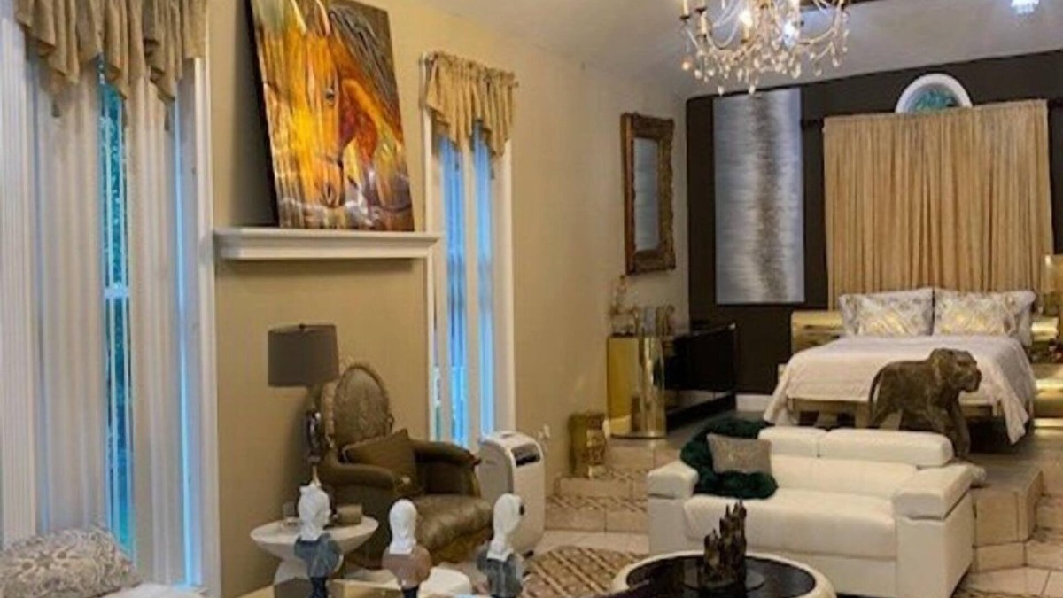 Cherry Valley Apartment | A Romantic gateway suite