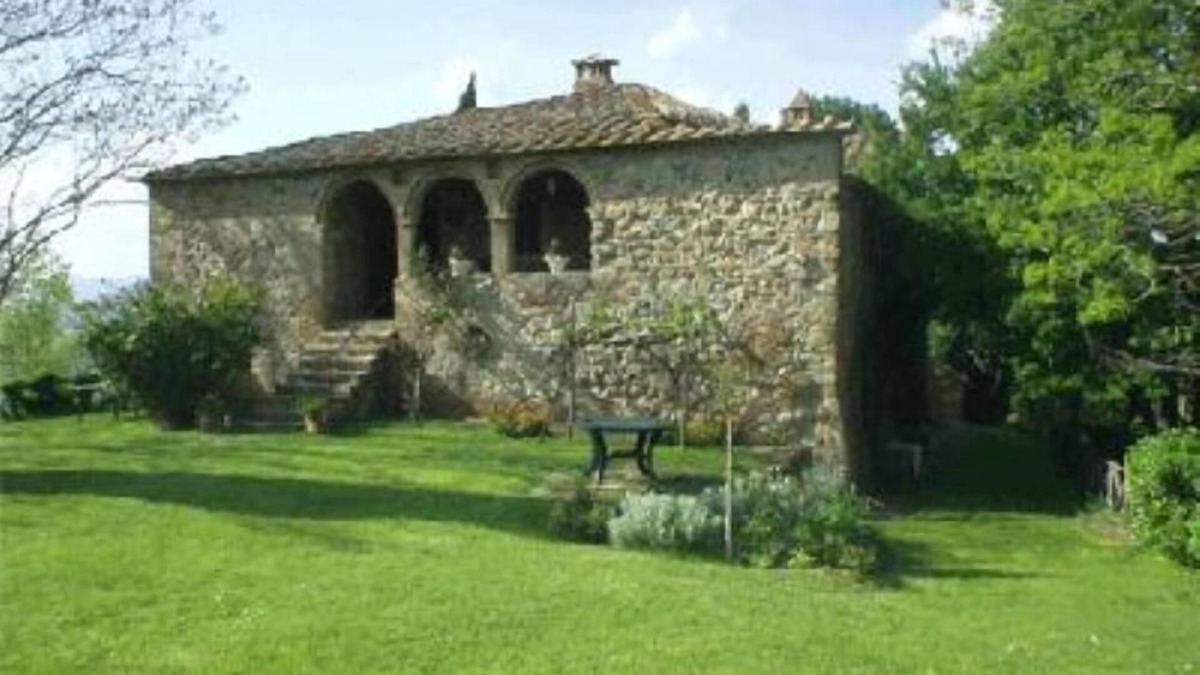 Radicondoli House | A Romantic Villa in the Heart of Tuscany