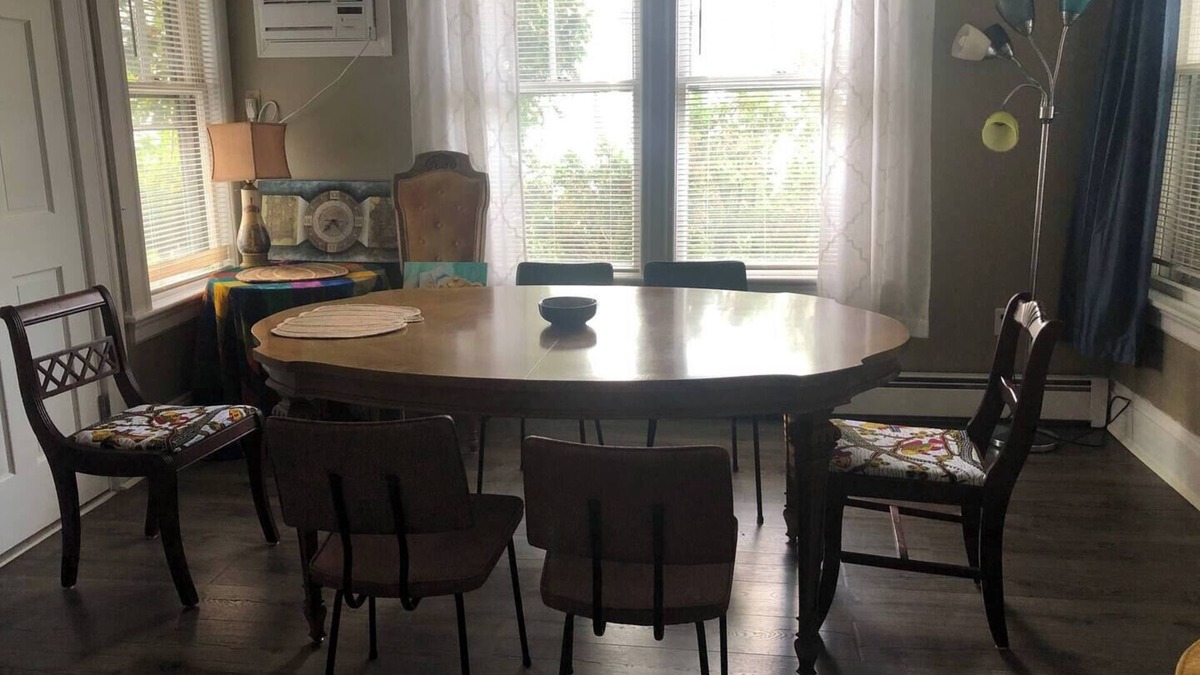 Haverhill Condo | A room with a bathroom for rent in a two bedroom two bathroom condo
