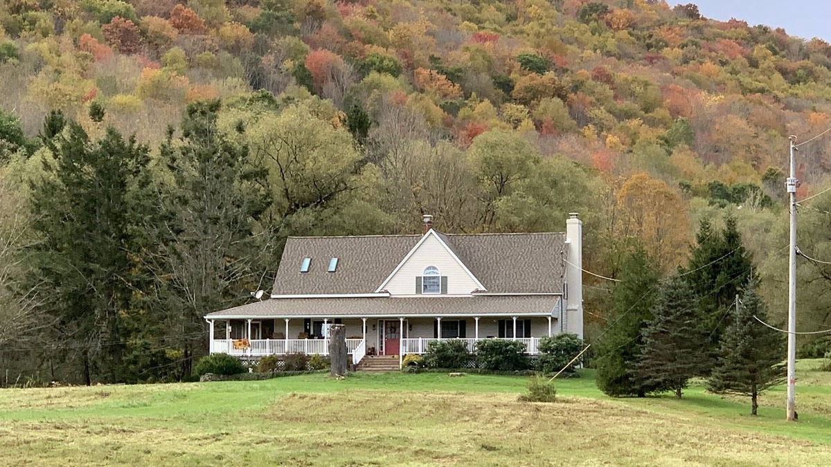 Andes House | A Rustic Retreat at Wolf Hollow Farm